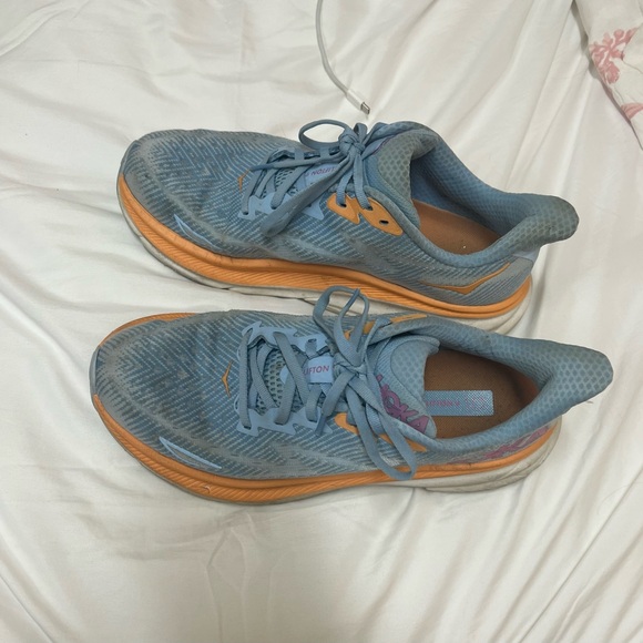 HOKA Clifton 9 Shoes - Picture 3 of 7